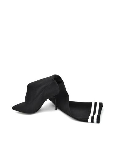 [해외직구] 18FW 슈츠 부츠 S0172302850001U Black