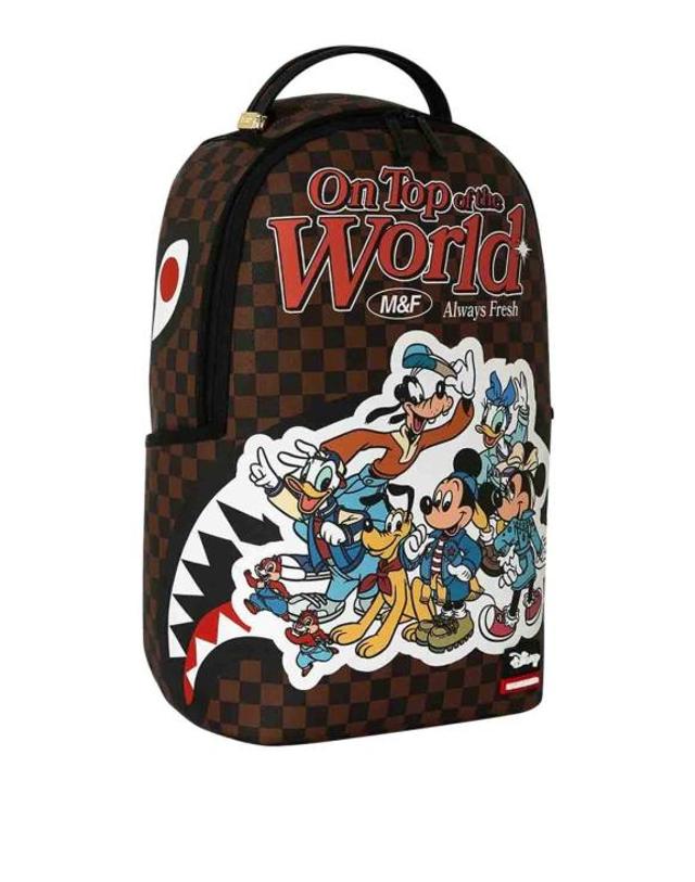 스프레이그라운드 [해외직구] 26FW 스프레이그라운드 백팩 B8840DISNEYMICKEY FRIENDS BROWN 착용컷