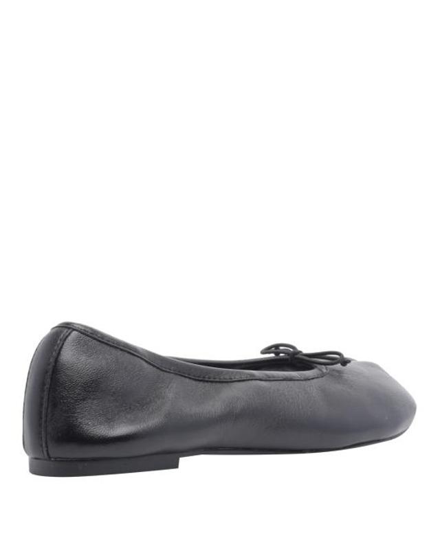 스티브매든 [해외직구] 26FW 스티브매든 플랫 슈즈 CARIN BLACK 착용컷