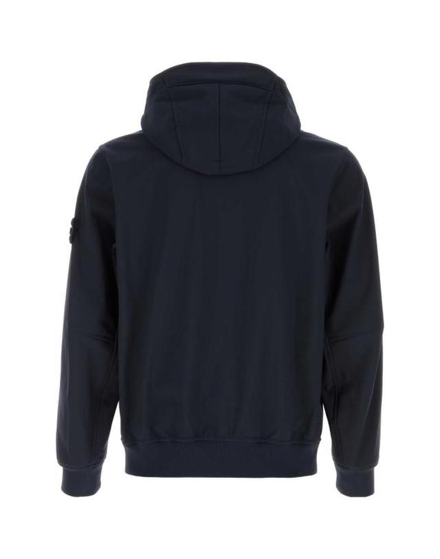 스톤아일랜드 [해외직구] 26FW 스톤 아일랜드 소프트 쉘 R E.다이 테크놀로지 후드 자켓 윈드 앤 워터 레지스턴트 멤브레인 L2S15Q100004S0B22 V0020 NAVY 착용컷
