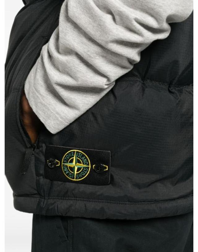스톤아일랜드 [해외직구] 26FW 스톤 아일랜드 패딩 조끼 L2S15G100004 S0483V0029 BLACK 착용컷