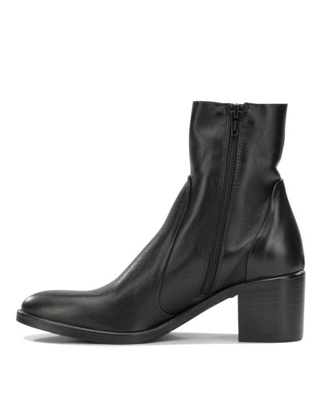 스트라테지아 [해외직구] 26FW 스트레티지아 부츠 A4560VELOUR NERO Black 착용컷