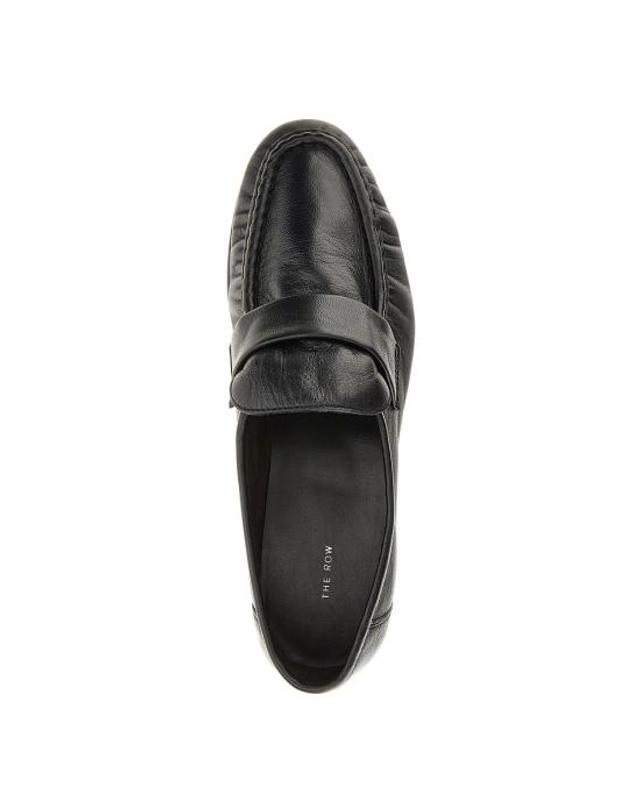 더 로우 [해외직구] 26FW 더로우 레더 소프트 로퍼 F1280SN60 Black 착용컷