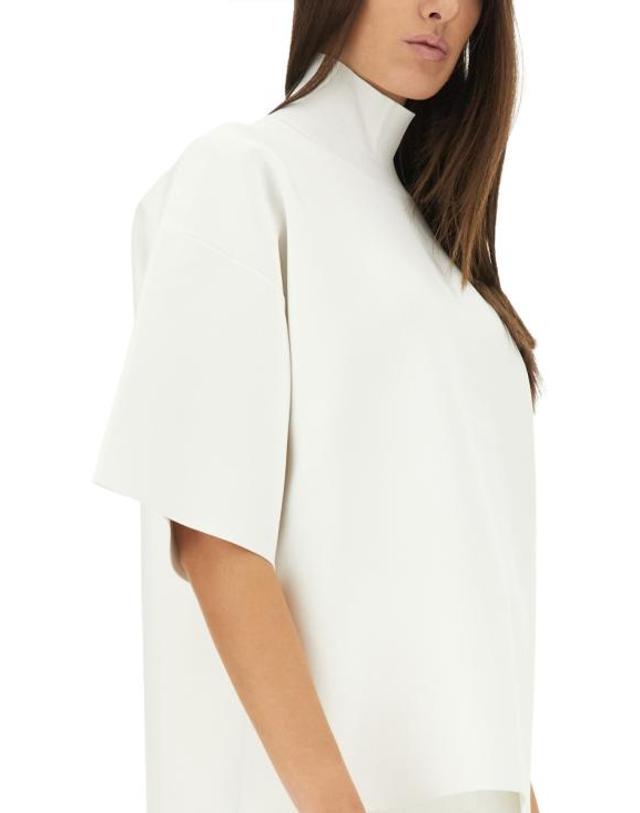 띠어리 [해외직구] 25SS 띠어리 터틀넥 O1116707 WHITE 착용컷
