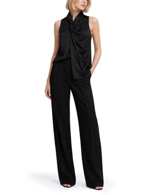 띠어리 [해외직구] 26SS 띠어리 민소매 티셔츠 P1009506 001 Black 착용컷