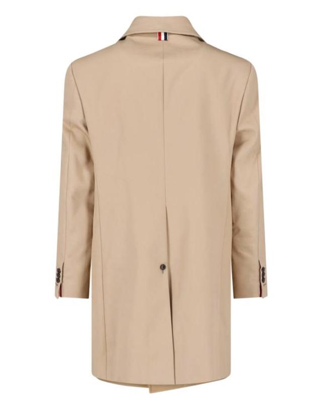 톰브라운 [해외직구] 26FW 톰브라운 발마칸 칼라 매킨토시 오버코트 MOC001A 00249 250 Beige 착용컷