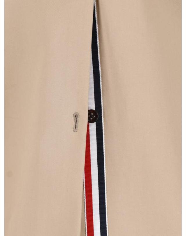 톰브라운 [해외직구] 26FW 톰브라운 발마칸 칼라 매킨토시 오버코트 MOC001A 00249 250 Beige 착용컷