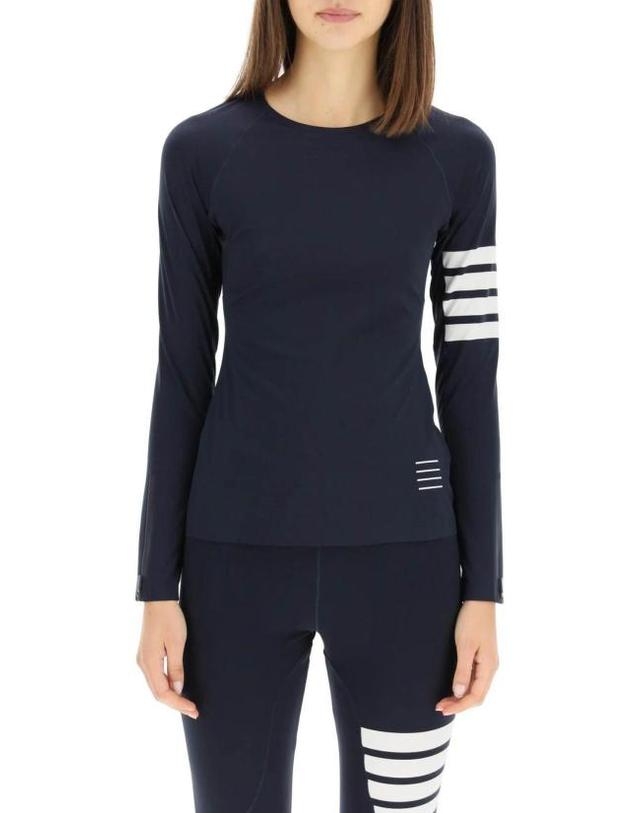 톰브라운 [해외직구] 26SS 톰브라운 긴팔 티셔츠 FJA001A06770 461 NAVY 착용컷
