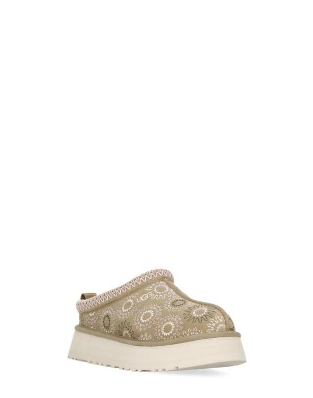 어그 [해외직구] 26FW 어그 부츠 1178193 W TAZZ SUN STITCHMDSD Beige 착용컷