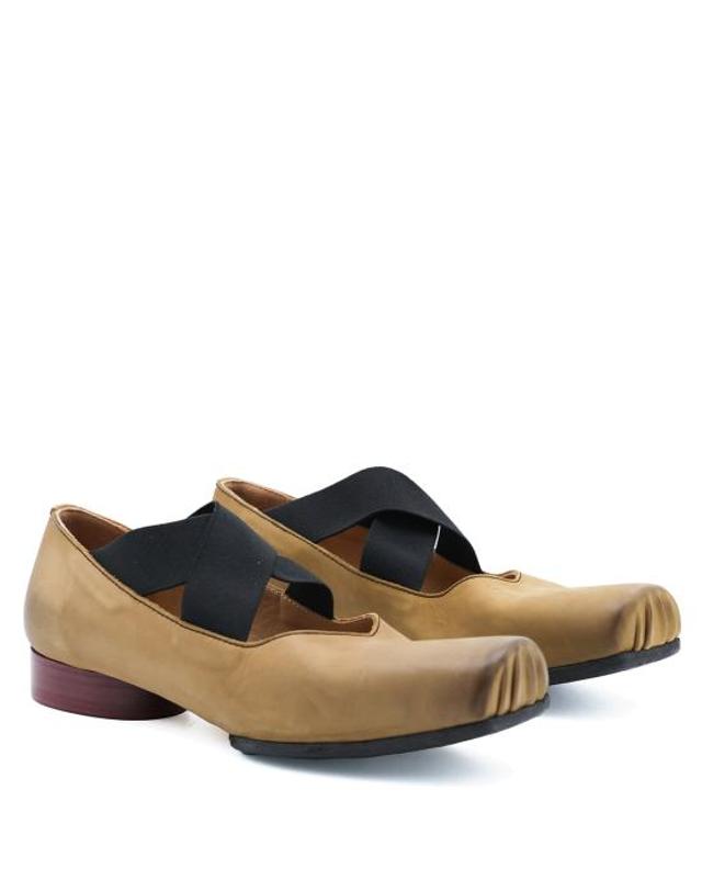우마 왕 [해외직구] 26FW 우마 왕 힐 펌프스 US9006 UW247 MUSTARD RED 착용컷