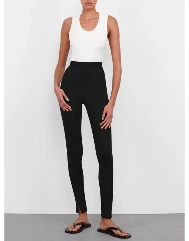 와드로브 [해외직구] 25SS 워드로브NYC 스트레이트 팬츠 W2229R20JEBLK Black 착용컷