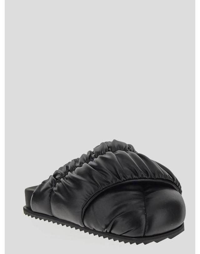 유메유메 [해외직구] 22FW 유메유메 뮬 슬리퍼 TM0001BLACK 착용컷
