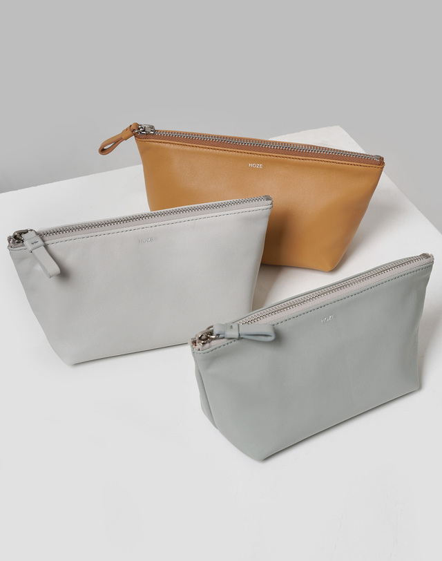 호재 CLASSIC POUCH(클래식 파우치)_5COLOR 착용컷