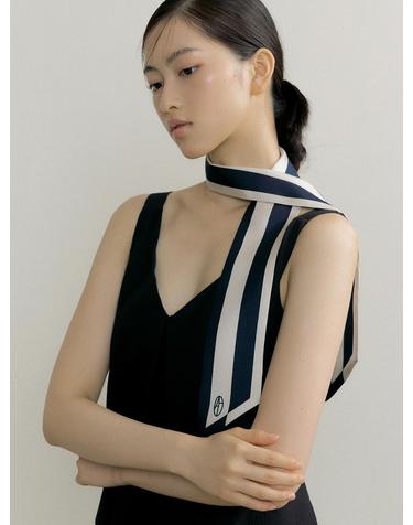 Frame Long Twilly Silk Scarf - Navy/Almond
