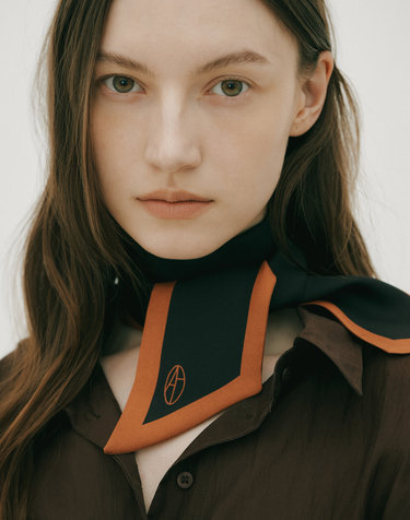 Long Twilly Silk Scarf - Camel/Black