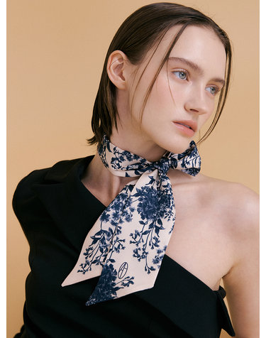 Le Jardin Long Twilly Silk Scarf - Dark Navy/Light Beige