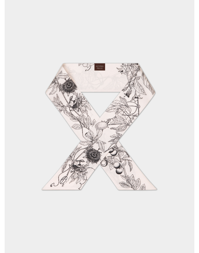 아비나펠르 Botanic Garden Long Twilly Silk Scarf - Cream 착용컷