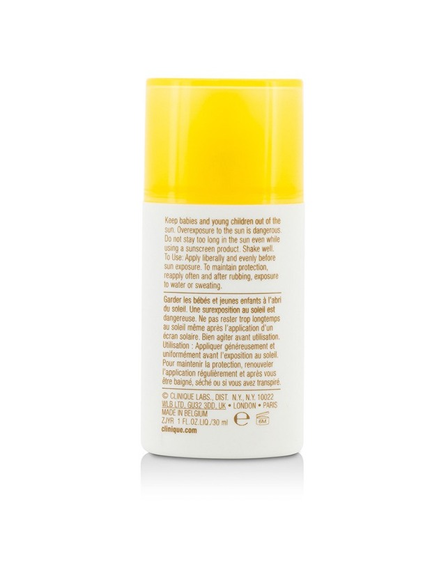 크리니크 크리니크 미네랄 선.크. 플루이드 포 페이스 SF 50 민감성 피부 포뮬라 30ml 착용컷