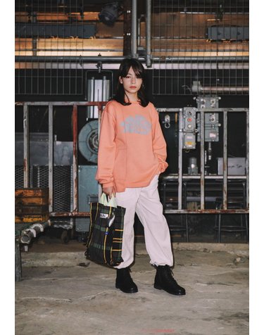 AXG6PT01IV 하이라이즈 커브드 코듀로이 팬츠