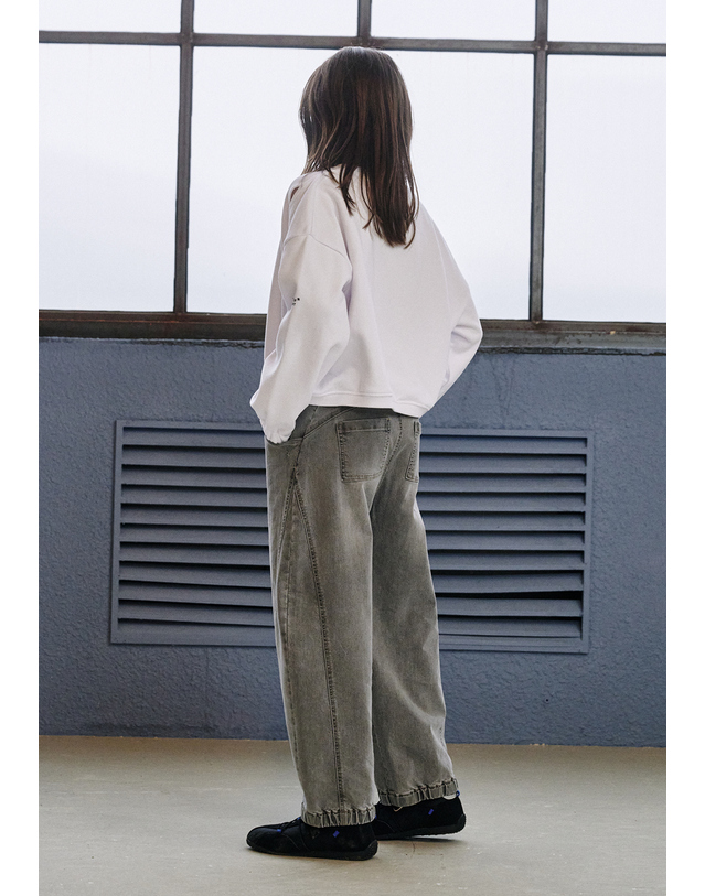 블루테일 AAA2TS06WT 화이트 볼레로 크롭 티셔츠 착용컷