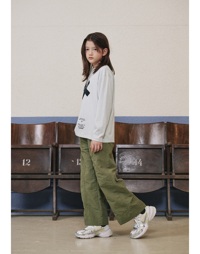 블루테일 AAA3TS02MT 민트 다이마루 절개 티셔츠 착용컷