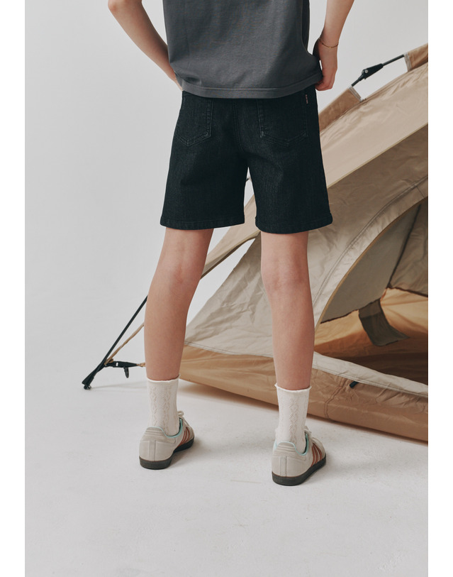 블루테일 AZB2PT02BK 블랙 데님 벨트 쇼츠 착용컷