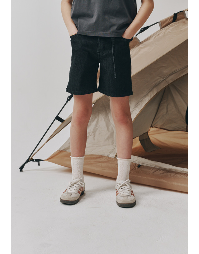 블루테일 AZB2PT02BK 블랙 데님 벨트 쇼츠 착용컷