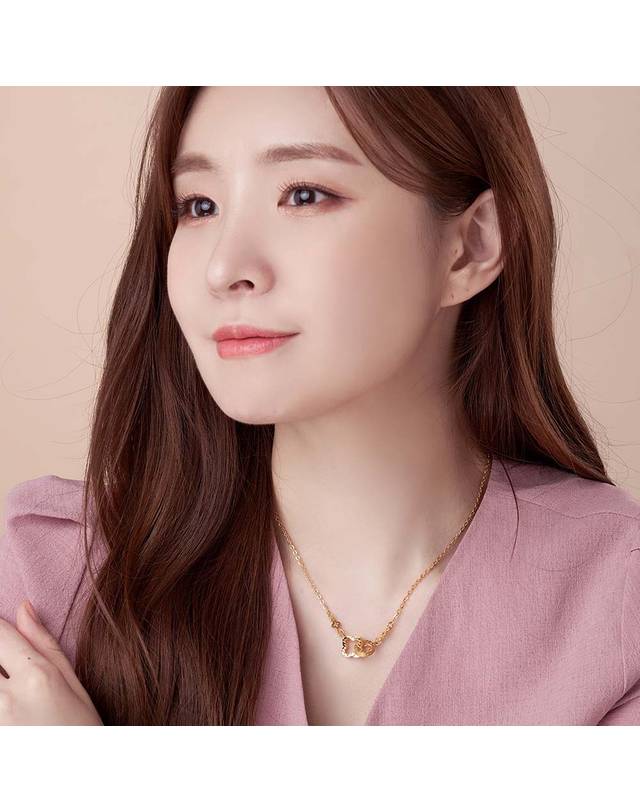 한국금다이아몬드거래소 [한국금다이아몬드] 여자 순금 목걸이 체인 크로바 링 24K 18.75g 18K장식 착용컷
