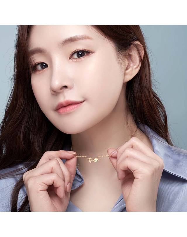 한국금다이아몬드거래소 [한국금다이아몬드] 여자 순금 목걸이 체인 큐빅 로즈 24K 3.75g 18K장식 착용컷