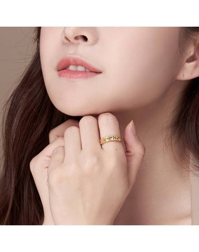 한국금다이아몬드거래소 [한국금다이아몬드] 여자 순금 반지 포 꽃 컷팅 24K 3.75g 애끼 검지 착용컷