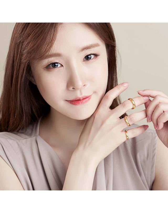 한국금다이아몬드거래소 [한국금다이아몬드] 여자 순금 반지 유광 엥게이지 24K 3.75g 애끼 검지 착용컷
