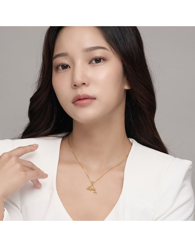 한국금다이아몬드거래소 [한국금다이아몬드] 여자 순금 펜던트 돌고래 메달 24K 3.75g 팬던트 착용컷