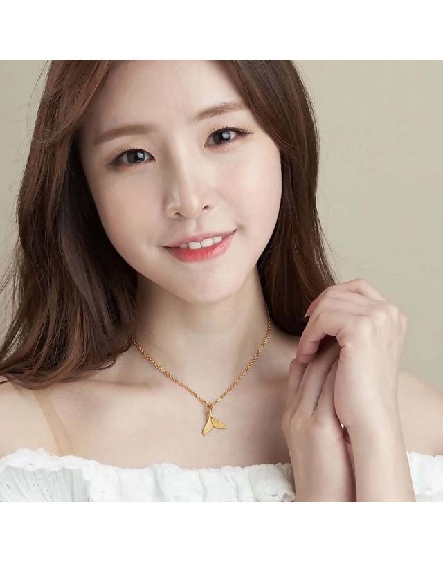 한국금다이아몬드거래소 [한국금다이아몬드] 여자 순금 목걸이 체인 고래 꼬리 24K 11.25g 18K장식 착용컷