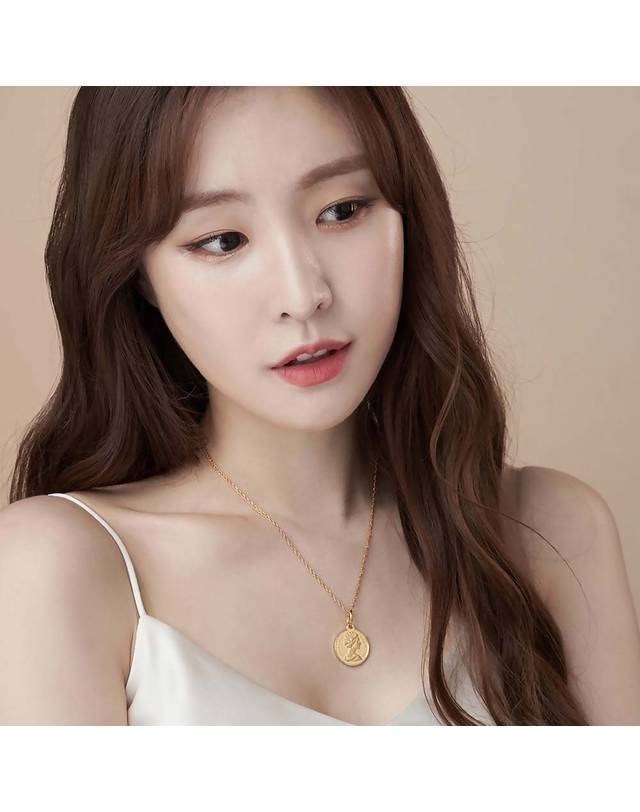 한국금다이아몬드거래소 [한국금다이아몬드] 여자 순금 목걸이 체인 코인 디자인 24K 7.5g 18K장식 착용컷