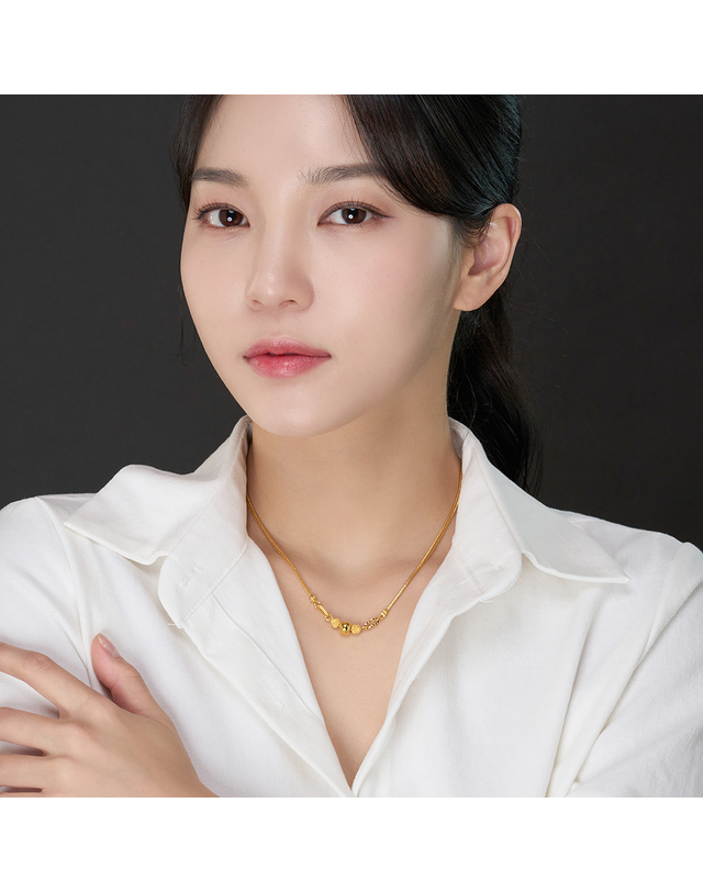 한국금다이아몬드거래소 [한국금다이아몬드] 여자 순금 목걸이 폭스 체인 볼 24K 11.25g 18K장식 착용컷