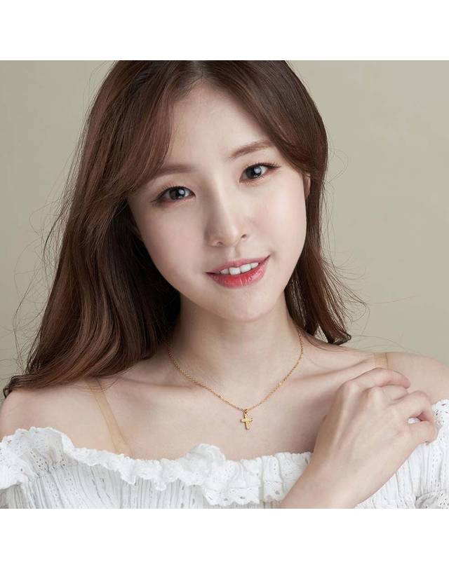 한국금다이아몬드거래소 [한국금다이아몬드] 여자 순금 목걸이 체인 십자가 24K 3.75g 18K장식 착용컷
