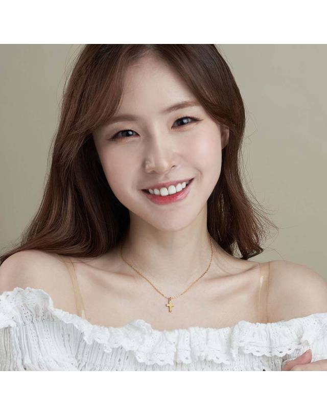 한국금다이아몬드거래소 [한국금다이아몬드] 여자 순금 목걸이 체인 십자가 24K 3.75g 18K장식 착용컷