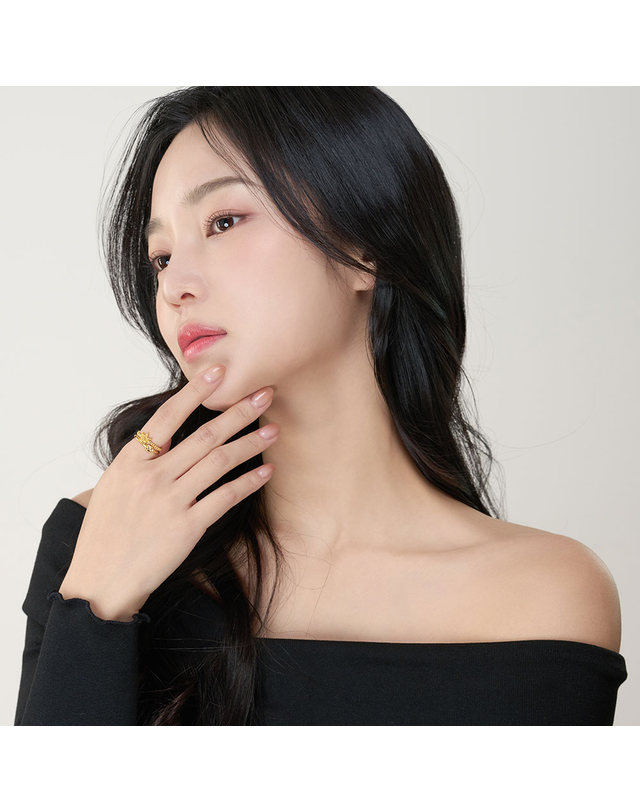 한국금다이아몬드거래소 [한국금다이아몬드] 여자 순금 반지 왕관 볼 라인 24K 3.75g 애끼 검지 착용컷