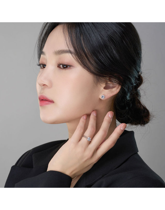한국금다이아몬드거래소 [한국금다이아몬드] 14k 1캐럿 랩 다이아몬드 반지 4프롱 IGI D VS1 착용컷