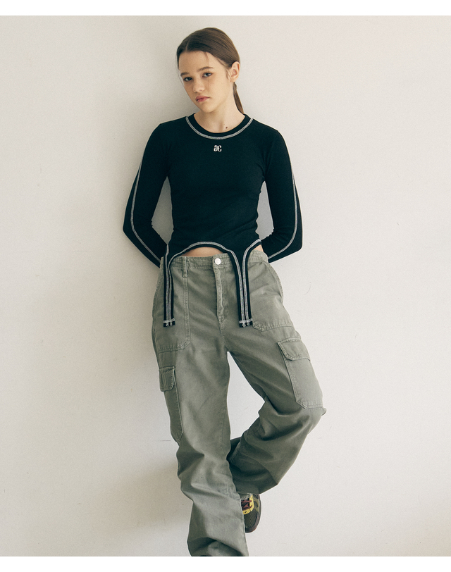 아트스피크하우스 BODY SHAPE LONG SLEEVE_BLACK 블랙 착용컷