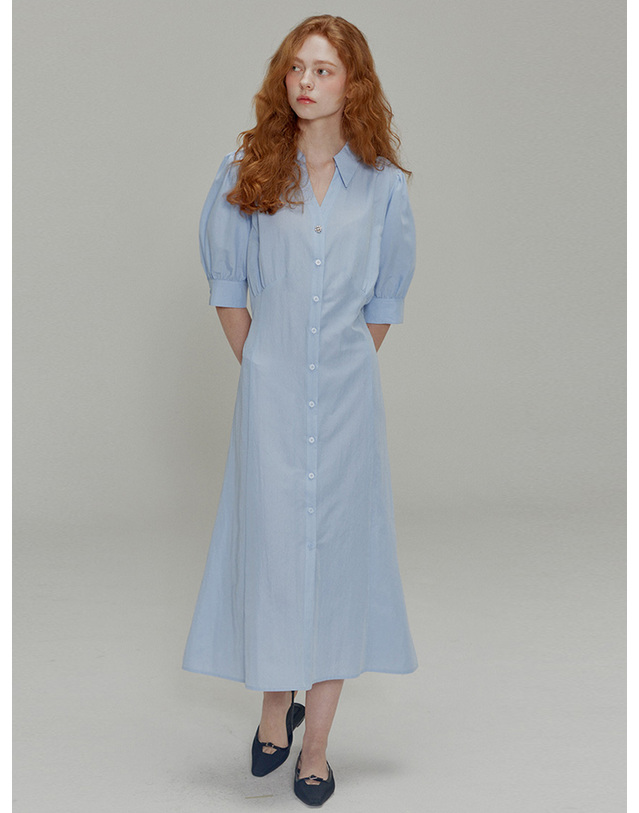 오프닝선샤인 Open collar shirring detail shirt dress_Blue 착용컷