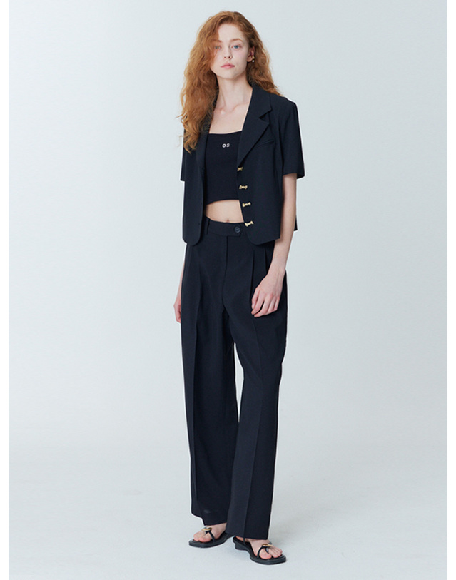 오프닝선샤인 SET_Ribbon button crop jacket_two tuck pants_black 착용컷