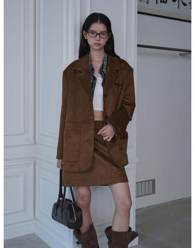 오프닝선샤인 Suede Overfit 3-button Jacket_Camel 착용컷