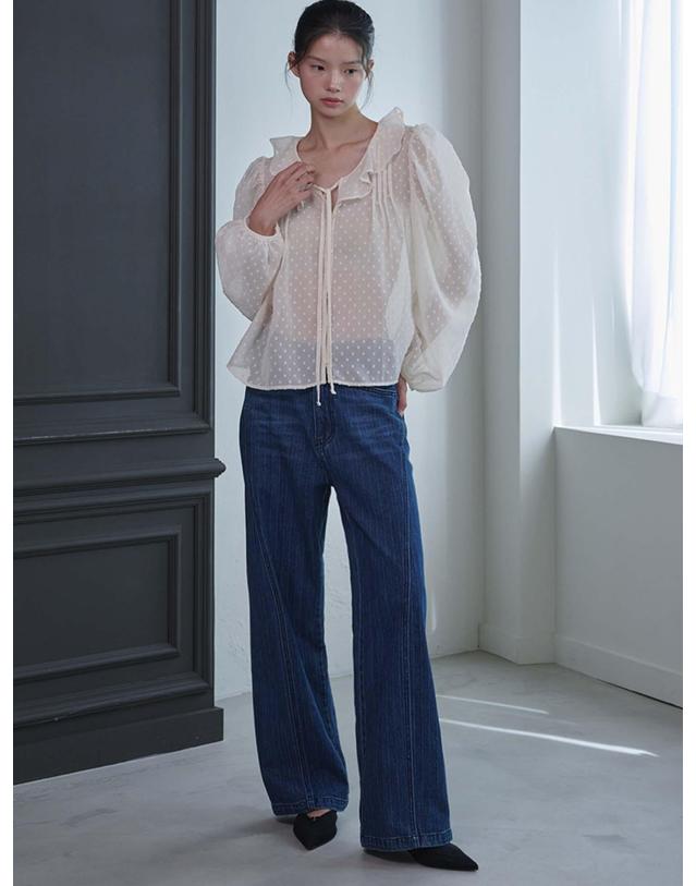 오프닝선샤인 Low-rise Striped Denim Pants_Deep blue 착용컷