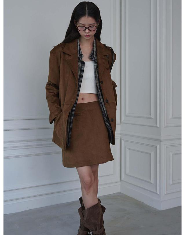 오프닝선샤인 Suede Pocket Mini Skirt_Camel 착용컷