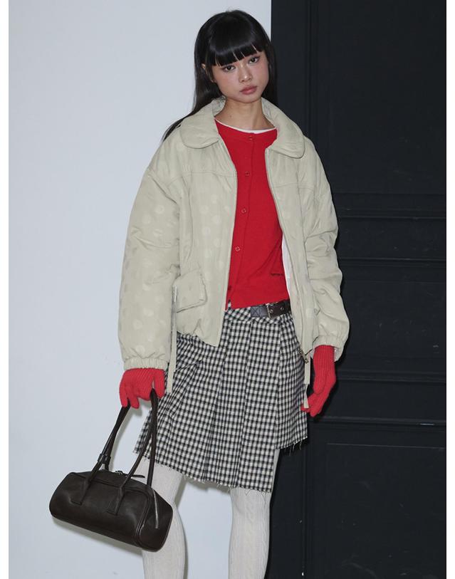 오프닝선샤인 Buckle Pleated Check Wrap Mini Skirt_Beige 착용컷