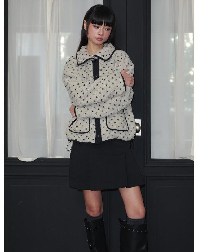 오프닝선샤인 heart Dot Pattern Fleece Jacket_Ivory 착용컷