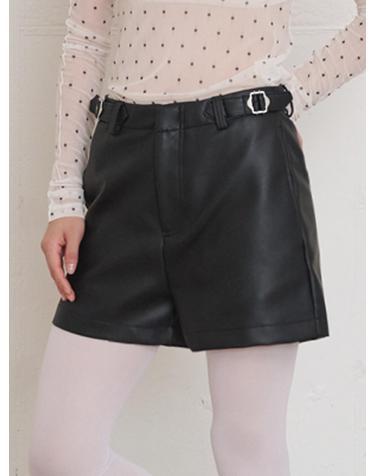 Buckle Detail Leather Shorts Black
