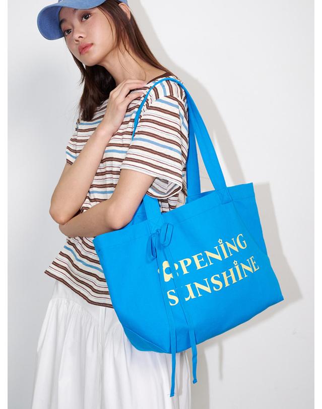 오프닝선샤인 Heart Pocket Big Eco Bag Blue 착용컷