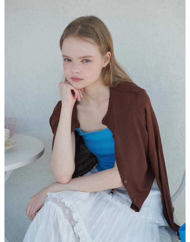 오프닝선샤인 Sheer Scallop Linen Cardigan Brown 착용컷